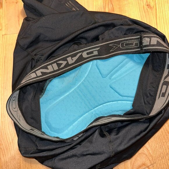 Women's Dakine Pro Liner Padded Cycling Shorts - Picture 6 of 6